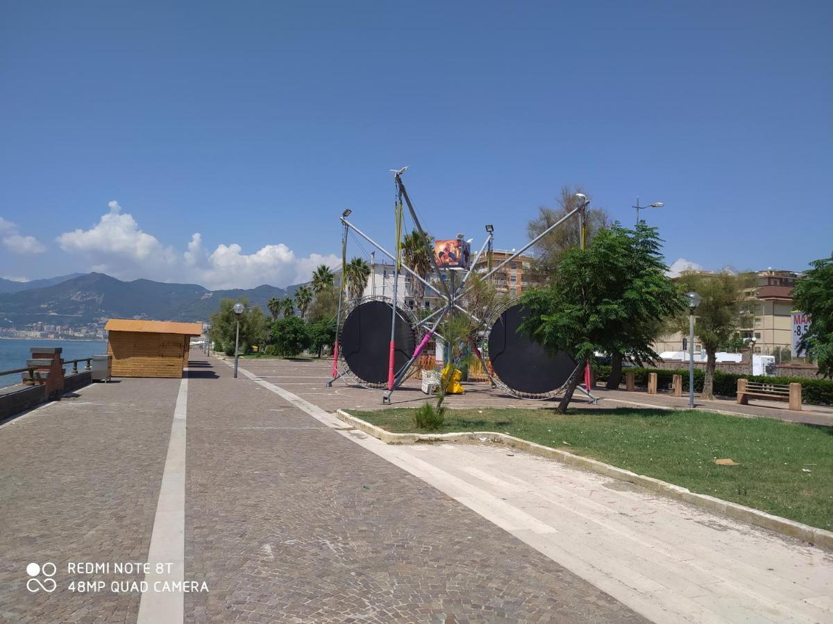 Holiday Home Casa Vacanze Salerno Dış mekan fotoğraf